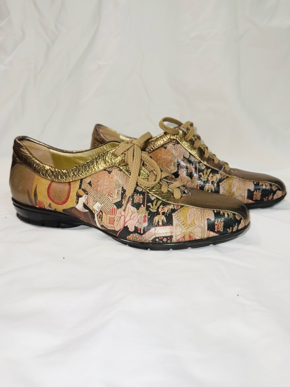 Icon Leather Shoes